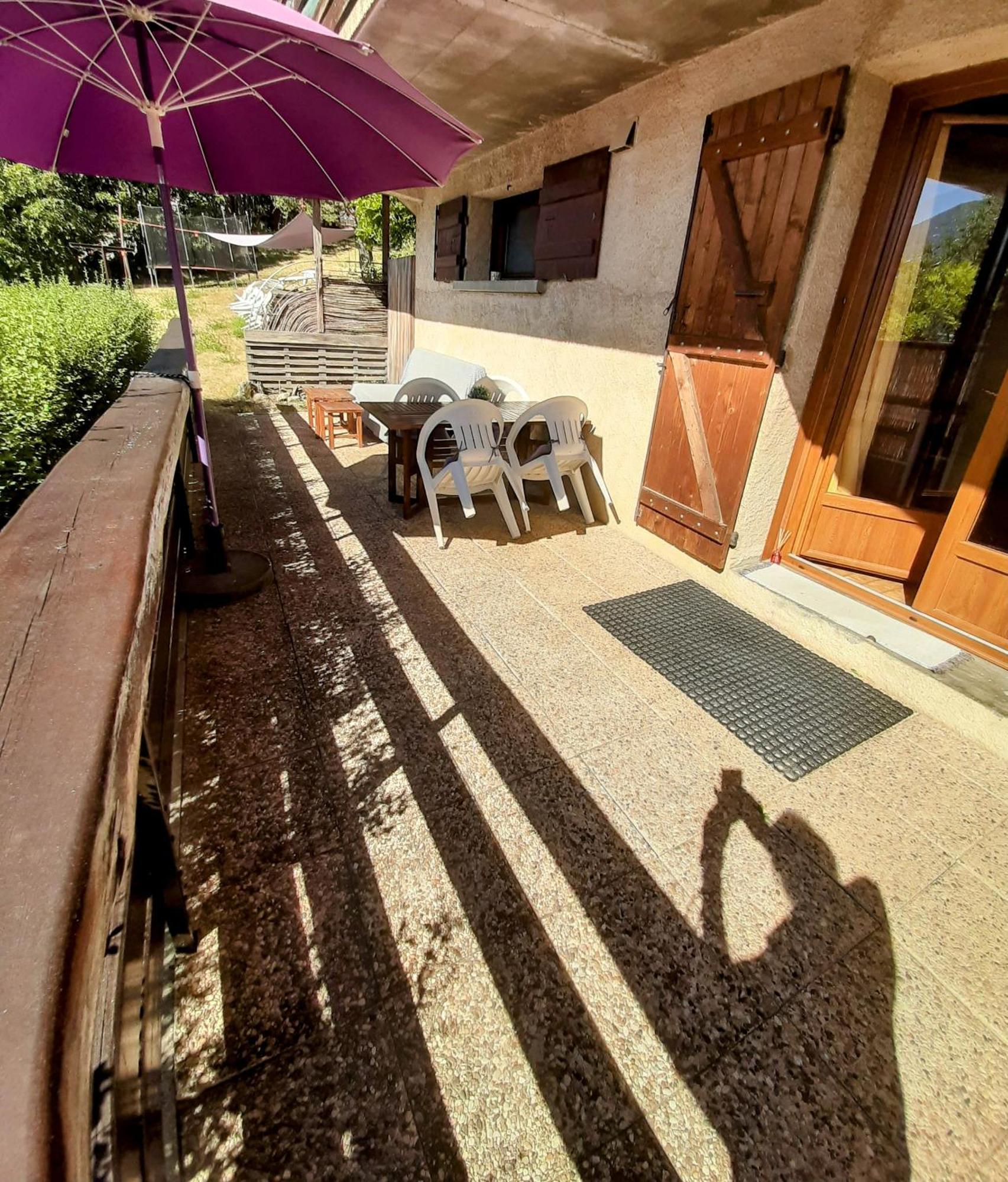 Studio Sympa Avec Terrasse , Maxi 4 Pers.Briancon Bagian luar foto